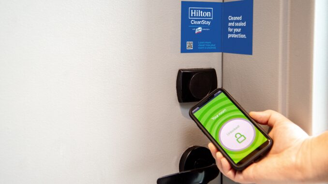 khach-san-khong-tiep-xuc-don-bay-phat-trien-ky-nguyen-luu-tru-so