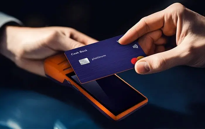 tra-gop-qua-smartpos-la-gi-lieu-co-tiem-an-rui-ro-hay-khong