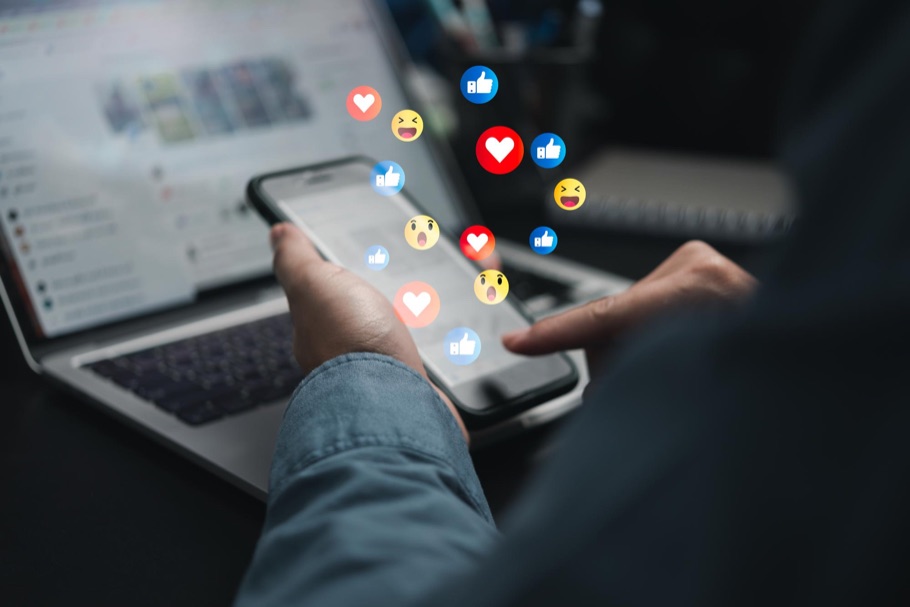 Send payment links via social media
